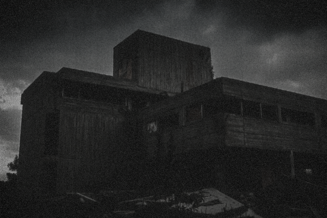 Abandoned building