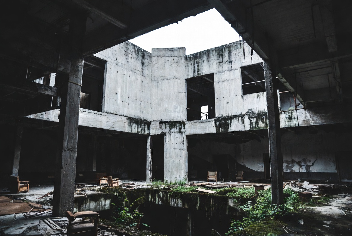 Abandoned building